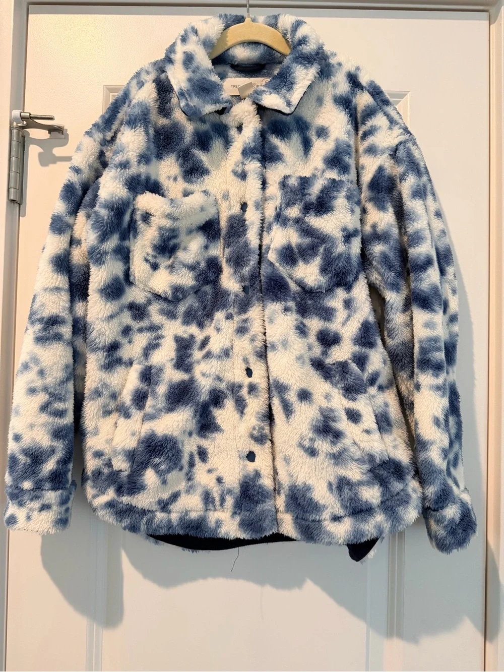 Blue & White Sherpa Shacket Jacket - Women